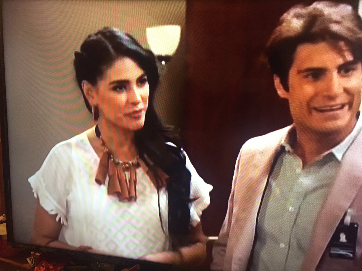 slp_juliantina's tweet photo. Al fin #MonserratAmazonas @LIZGALLARDO1 😍 Éxito !!! La espera valió la pena 😀@LasAmazonasOf https://t.co/ZjI0UN7yD9