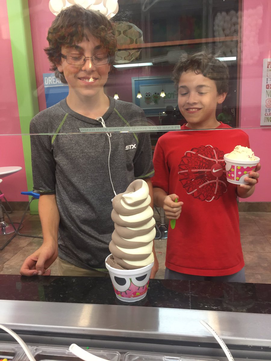 _sweetfrog's tweet photo. Cup of the day! https://t.co/VILtJj9pDY
