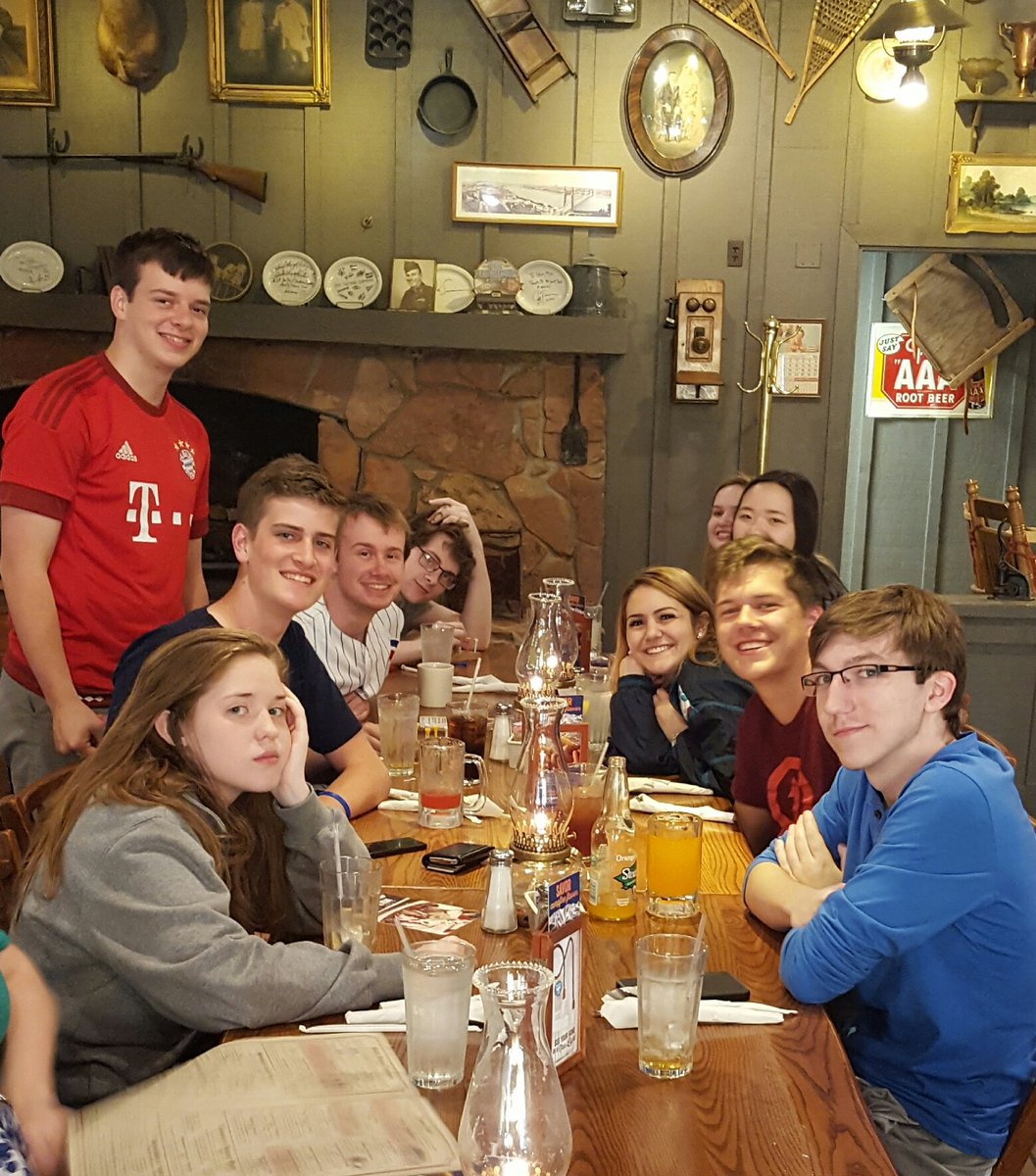PirateDB8's tweet photo. Dinner at Cracker Barrel w/.@LansingDB8n4N6 @Jesse_2017  #almosthome #NCFL2016 https://t.co/gEqjifTzTz