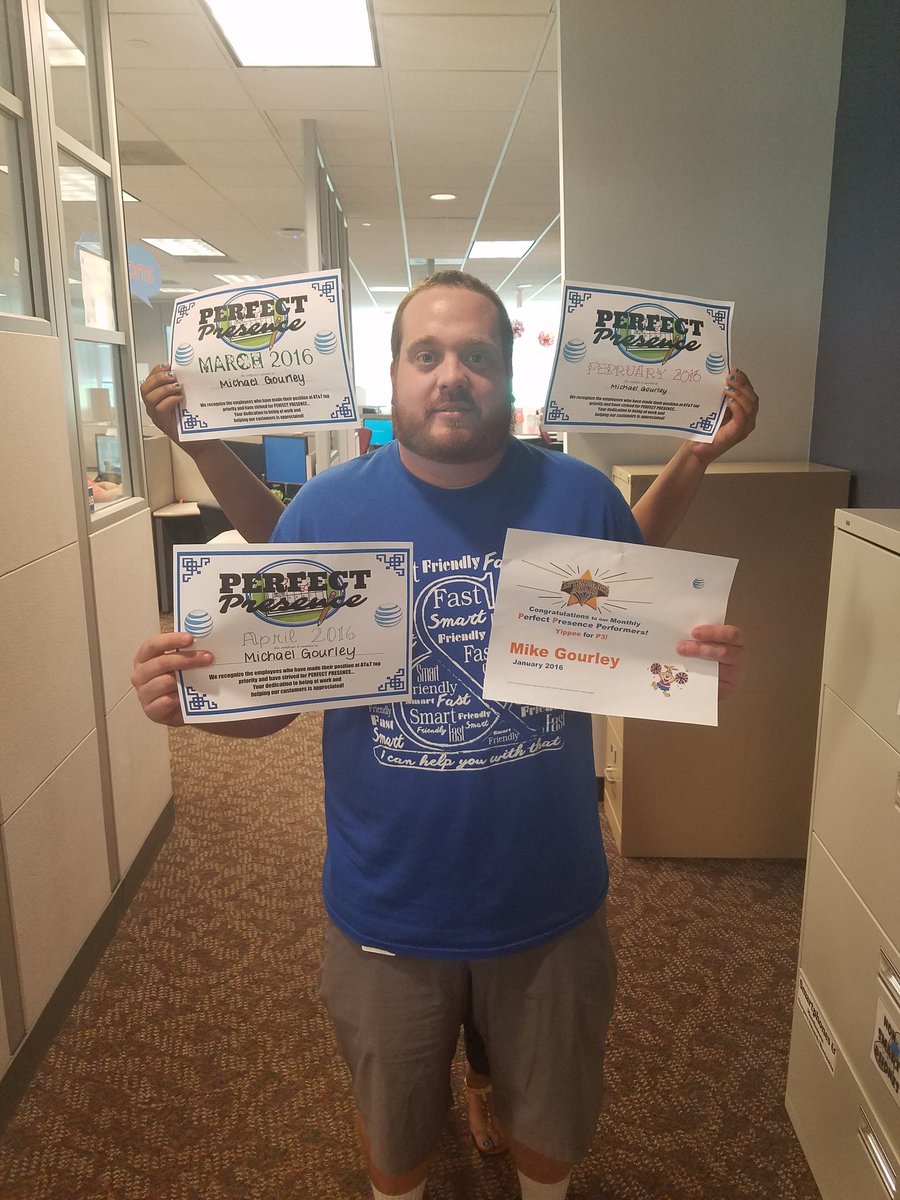 Team_Smith2016's tweet photo. Perfect presence award!! Congrats Mike!! #LikeABoss #LifeAtATT https://t.co/HOApjk6FdQ
