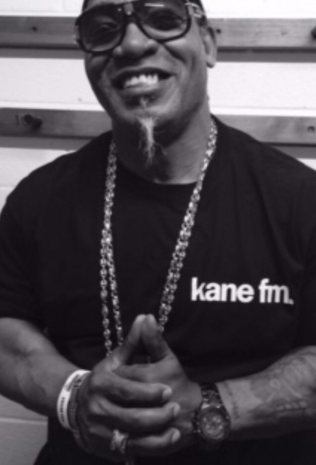 Listen to <a href="/KaneFM/">Kane FM</a> right now. I’m in conversation with <a href="/Skyaaz_com/">Skyaaz</a> in a 2 hour show about #GrandmastersFurious5