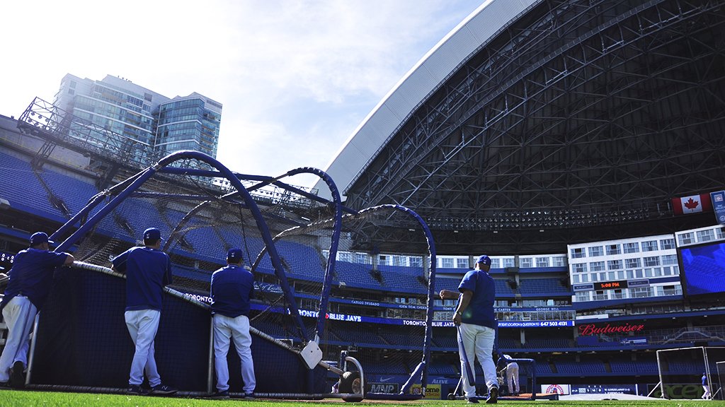 BlueJays's tweet photo. Is there sun, or is there rain? https://t.co/qLfKxVcy61