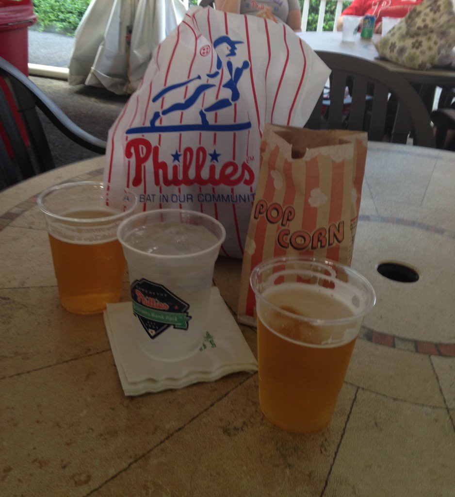 Missyzolecki's tweet photo. @Phillies @ruthjeff3 #Baseball101 nothing better than a cold beer on a hot day at the Ballpark!  Awesome experience! https://t.co/Xjzhlz69f6