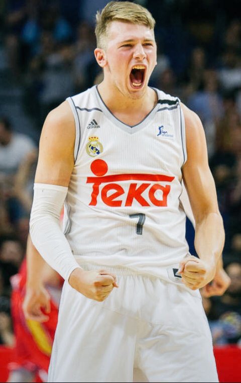 lukadoncic's tweet photo. A semifinales!!!👍💪💪💪👏🏻 #HalaMadrid https://t.co/0TIAJJFotG