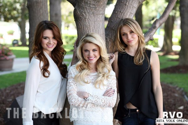 FakingItFan5's tweet image. Faking It won multiple awards in its three seasons. It&apos;s clearly doing a lot of good things. More Faking It Seasons