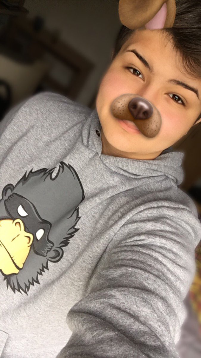 stevenxmendes's tweet photo. #DMmeJan #Pic4Jan @janmeyer
❤️✨ magst du mir Glüc wünschen
für den Religion Test morgen😬🔥 https://t.co/JMEDNZQJGn