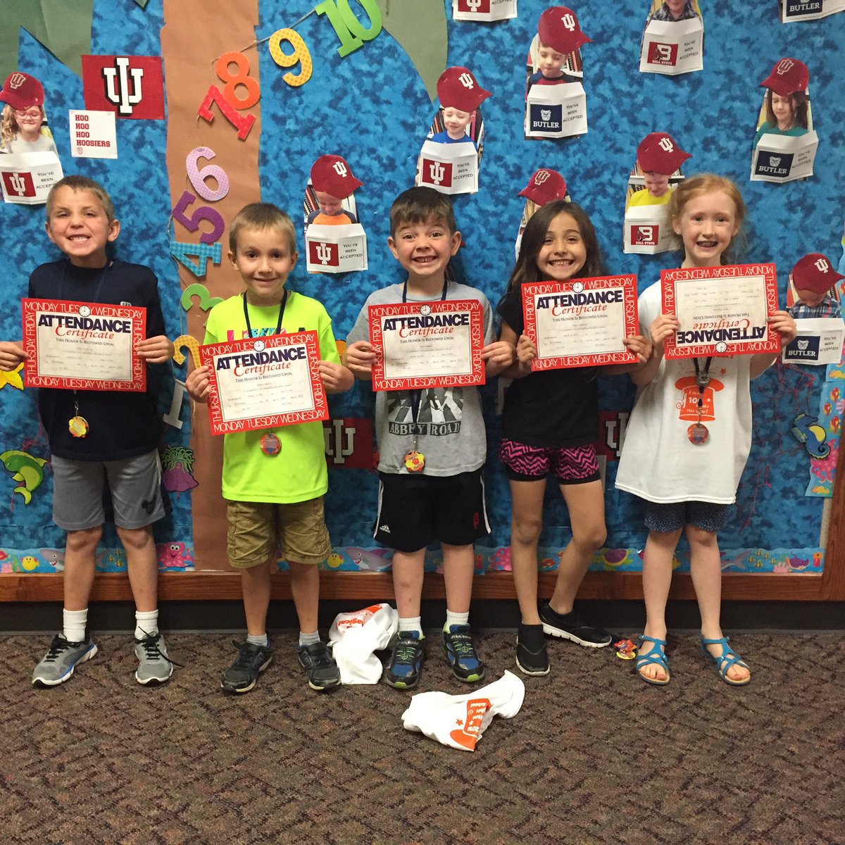MsHillsKClass's tweet photo. Congrats kiddos! 4th quarter perfect attendance! Enjoy your free ice cream! https://t.co/HDWsep0YCF