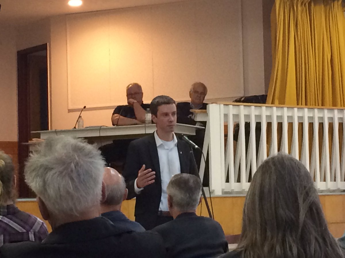 garyakmoore's tweet photo. MHA @JohnMichaelFinn says government's stance hasn't changed. Says gov. still not accepting applications #cbcnl https://t.co/Dfxgqn1dkX