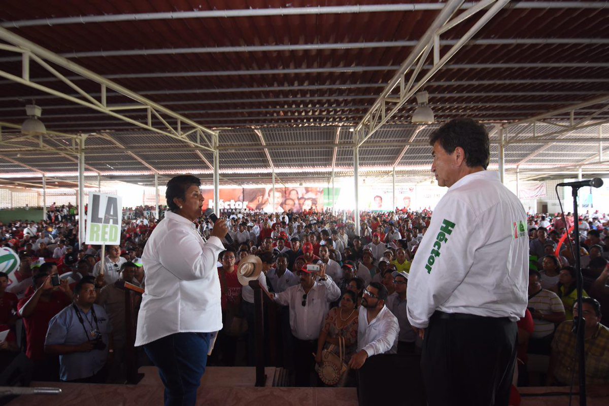 HectorYunes's tweet photo. #AguaDulce estoy limpio para gobernar #Veracruz, a mí no se me ha señalado de ningún delito ni de inmoralidad. https://t.co/Lg0osRHNfz