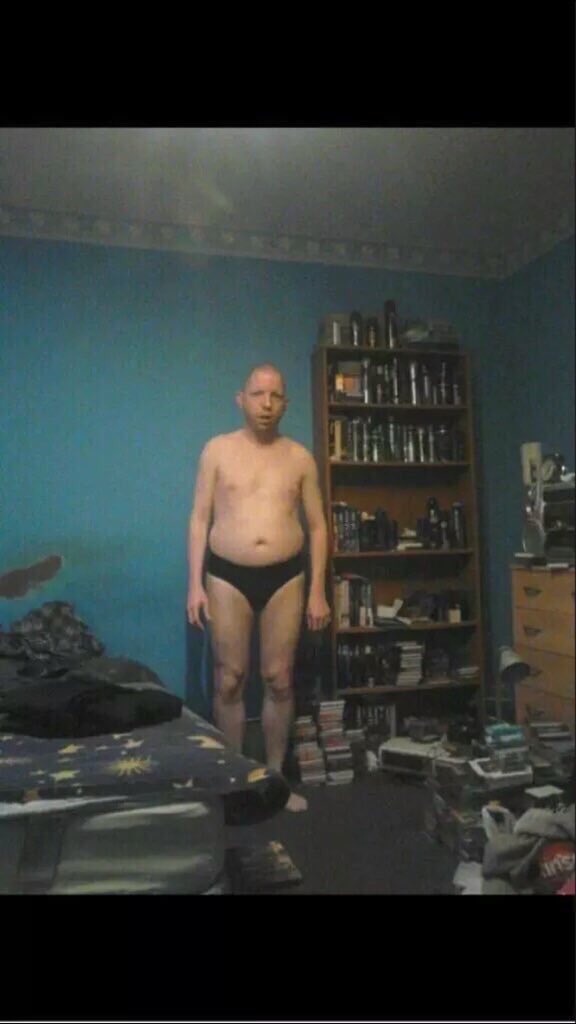 SteveDawson0973's tweet photo. Hello everyone I am sleeping in my boxers tonight https://t.co/3qoKu8wXE0