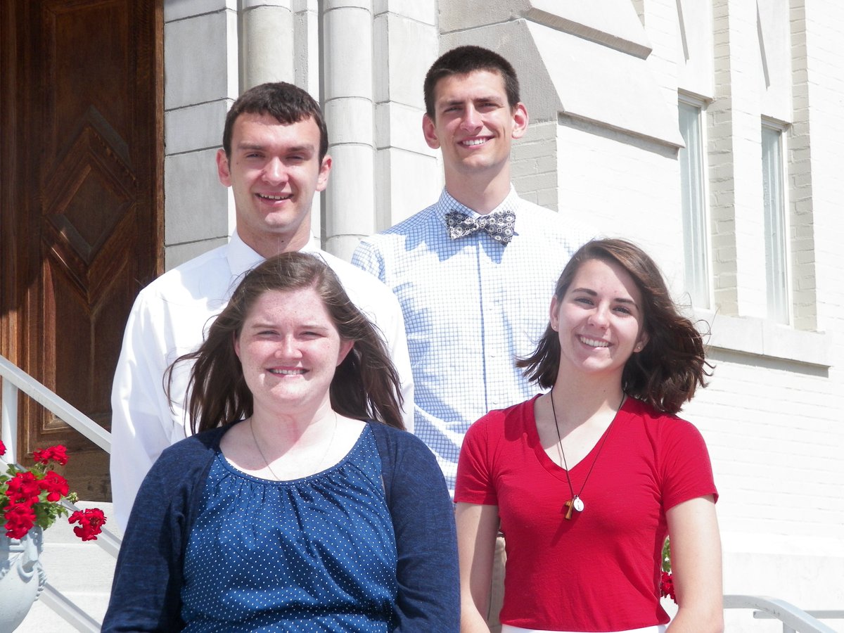 stpeterteens's tweet photo. It's official... this is our #totustuusjeffcity team!  #getexcited https://t.co/BoAVoFCdmD