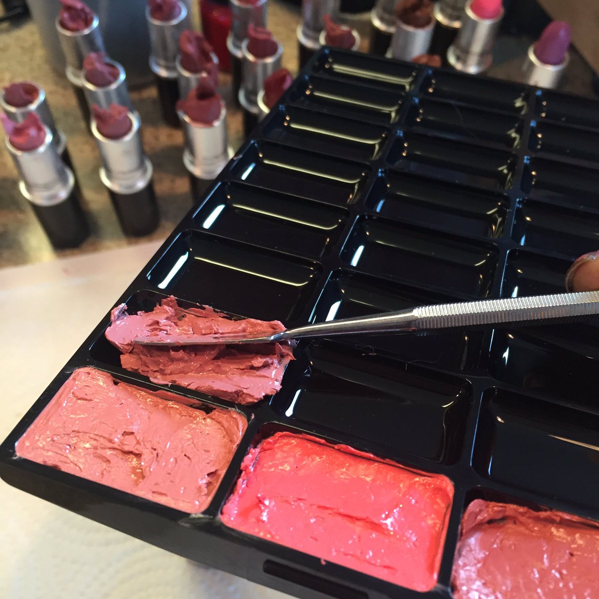 MAC_Keri_B's tweet photo. Hand crafted palette gets me in the right mood! #nudes #pinks #corals #macpropalettes @maccosmetics #lipstick https://t.co/J8vDXqkqnw