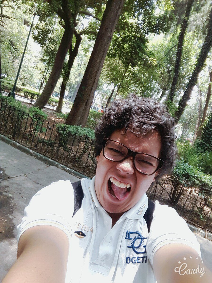 TeamCarlosChavo's tweet image. En unas horas tengo una sorpresa sobre el canal #LosChavos
#MartesDeGanarSeguidores