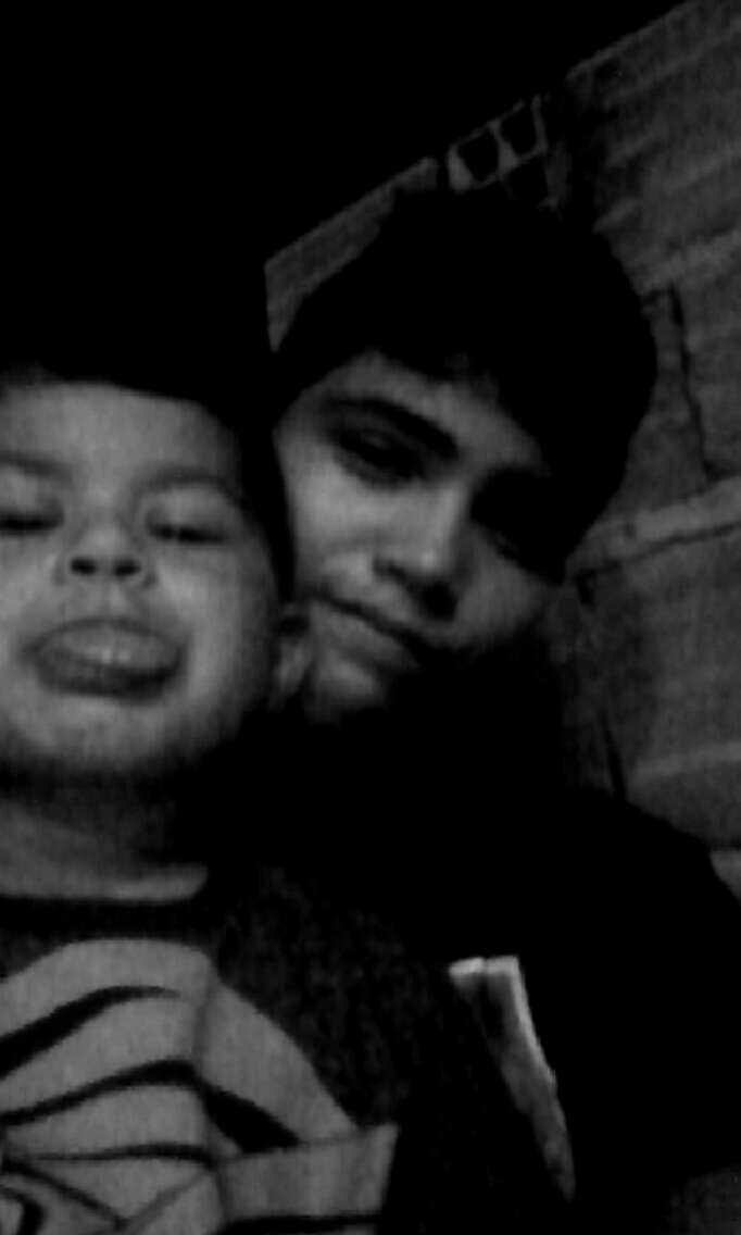 RichardsonJuni7's tweet photo. #amo
#esse carinha
#diversao 
#meu melhor
Meu primo mas fofo do mundo nossa cara ami demais ele https://t.co/hbM5O5Jqtr
