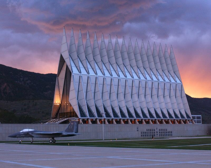 2020Colleges's tweet photo. United States Air Force Academy 🇺🇸💙🙏✈️ https://t.co/8fDWnOzYiB