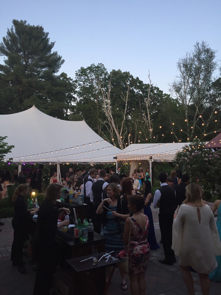 Beautiful night for a prom #gobedfordbucs