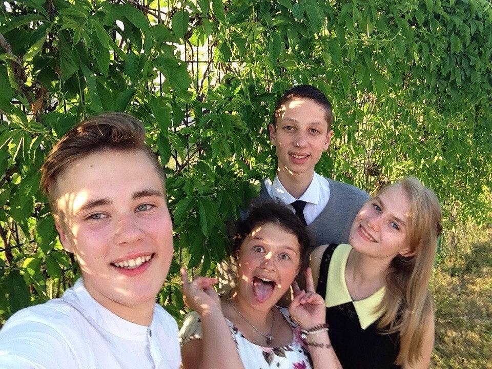 no dobkewich - Самое позитивное фото этого лета)) 🌞#выпуск2016 #выпускной #музыканассвязала  #лето #summer #music #…