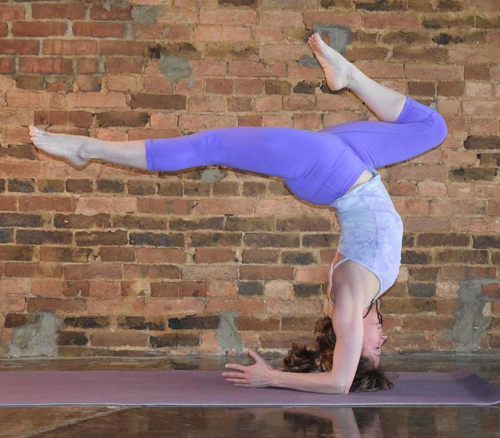 iMahatmaGandhi's tweet image. "In a gentle way, you can shake the world." Yep, you can!  A smile, a pause before a comment, a wordless connection…