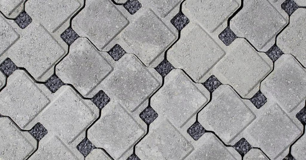 stoneworksmi's tweet image. #loveatfirstsight &amp;lt;3
#paverpatio
#kalamazoo 
#PureMichigan 
#wmu