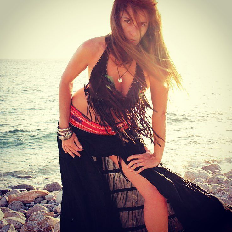 "Hay días que todo está desordenado. El pelo. La cama. Las palabras. El corazón. La vida..… ift.tt/1PiiGI2