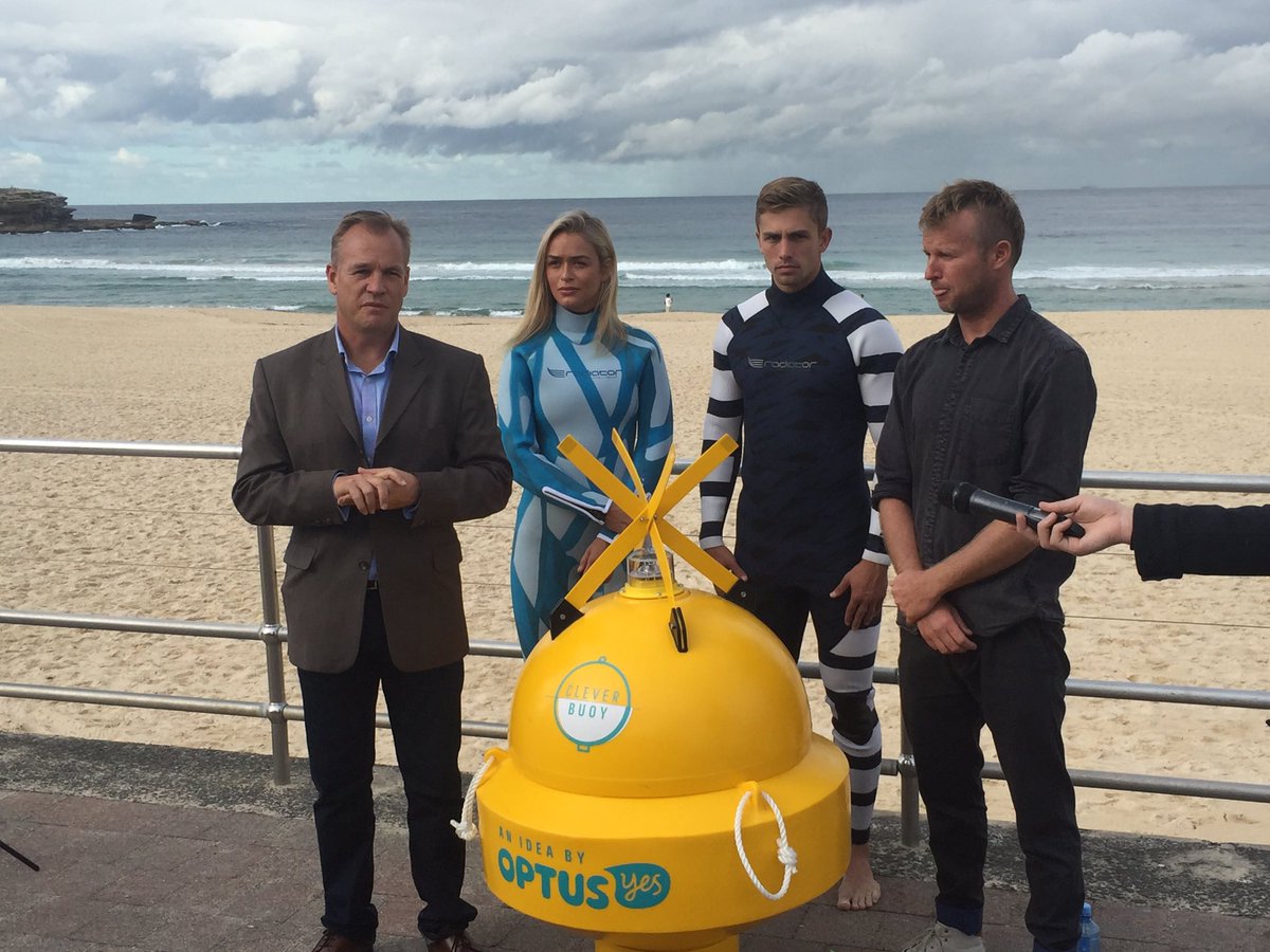Sacre88's tweet photo. A monTAJ of photo ops at #bondi for new #sharkmitigation systems with @TajBurrowAus 🤘🏻@7NewsSydney https://t.co/MgN0EVyLKS