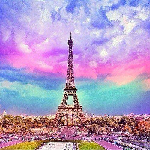 Eiffel Tower tweet media