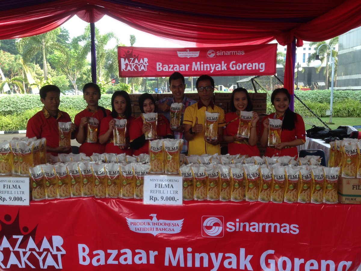 yudatriwibawa's tweet photo. Persiapan Bazaar Rakyat bersama DWP @KemenkeuRI di Jkt #SinarMasocial #BazaarRakyat @OASE_KK @smilecreativesm https://t.co/8AYihjlnND