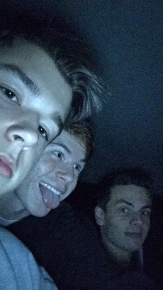 darnel41's tweet photo. Happy Birthday @jakeanderson_97! Hope you had a great day! https://t.co/Nokpdtlde7