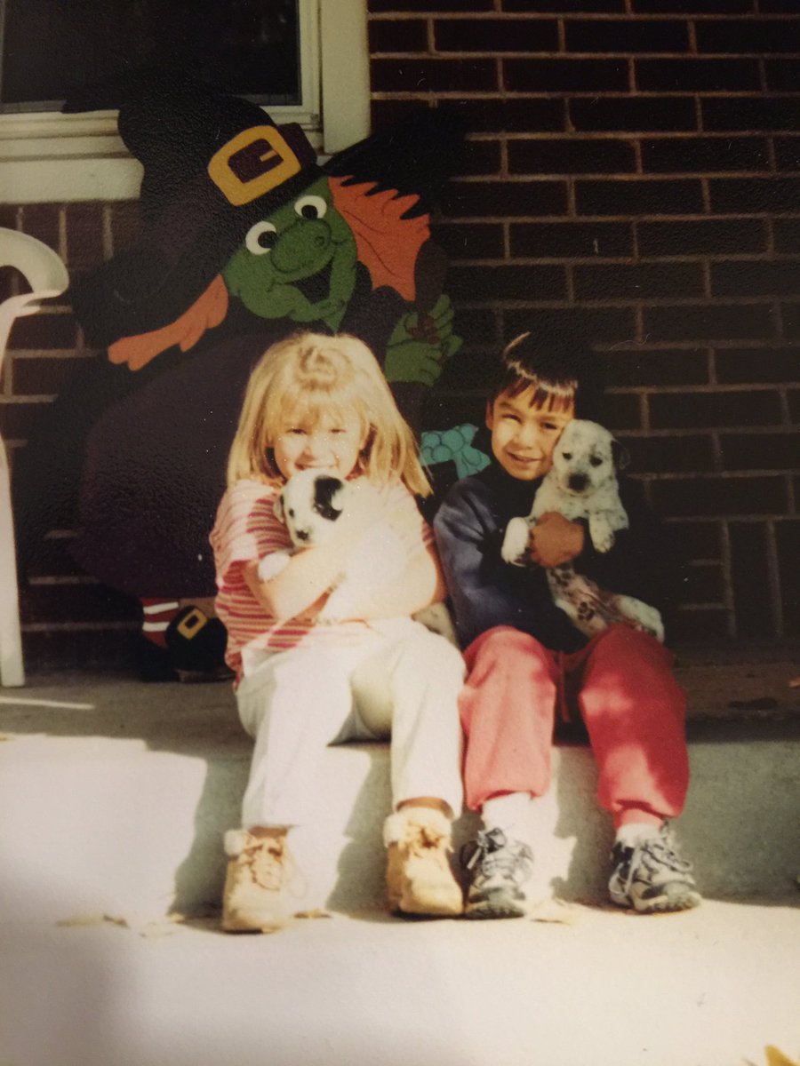 tsteezy22's tweet photo. Farewell to my favorite cutie cousin. Best friends for 18 years, so a short 18 months won't be that hard. Bye..😭😭💘💘💘 https://t.co/BBZLGoZLVF