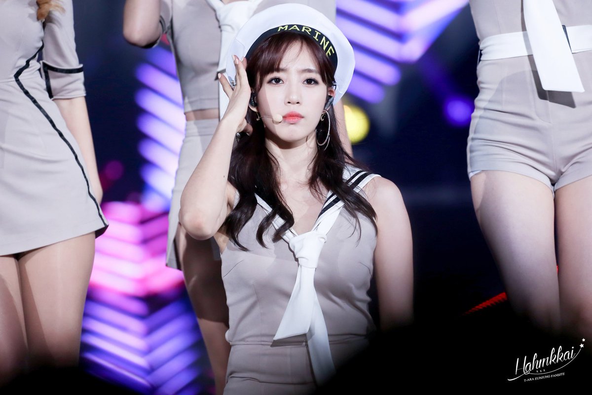 Hahmkkai's tweet photo. [WORK] 151031 The Show @taraeunjung1212 4P >>https://t.co/BH6sBh8Hwa https://t.co/BwnWwFvKOH