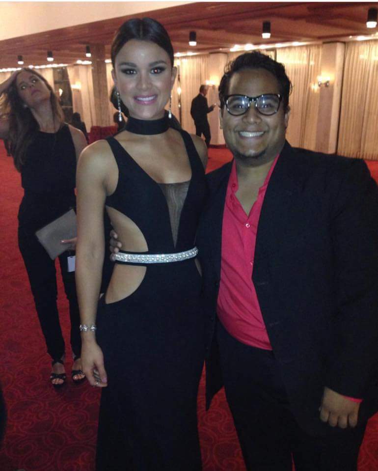 SuperKimRD's tweet photo. Clarissa se cambió él vestido. 😱😱😍😍😍
 #Soberano2016 https://t.co/K9SOek6Yku