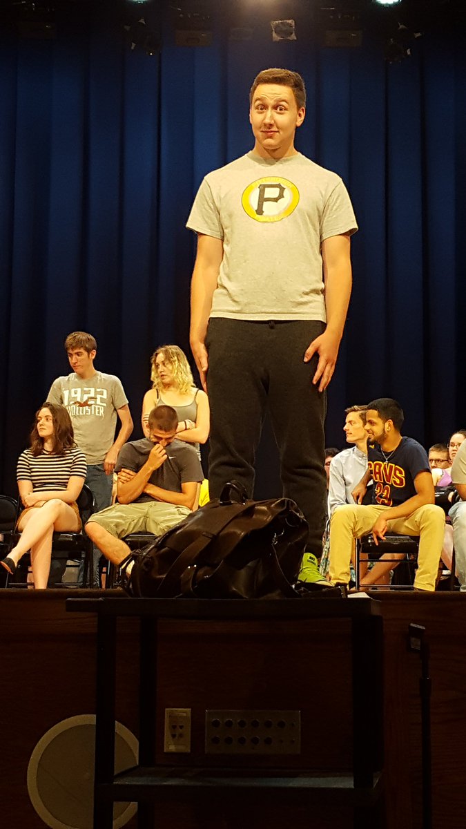 rhsstageandtech's tweet photo. Five Six Devan Eight #keeperofthecandy #stageandtech https://t.co/Z66cY9e33K