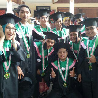 ilkom_unisma's tweet photo. Selamat dan sukses ya buat teman2 hari ini yang diwisuda..semoga ilmunya bs bermanfaat utk masyarakat ya... https://t.co/EGkICEfwcX