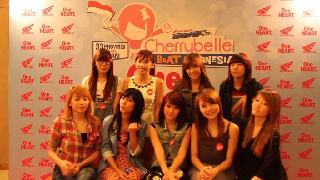 NoviAnatic Squad (@novianatic_army) on Twitter photo Liat foto ini bikin BAPER bangett.. @cherrybelleid <a href="/anisarahma_12/">Anisa Rahmawati</a> @margareth_angelina @cherly7uno <a href="/princesskici/">Rezky Aninda Uthami</a> @fe… Liat foto ini bikin BAPER bangett.. @cherrybelleid <a href="/anisarahma_12/">Anisa Rahmawati</a> @margareth_angelina @cherly7uno <a href="/princesskici/">Rezky Aninda Uthami</a> @fe…