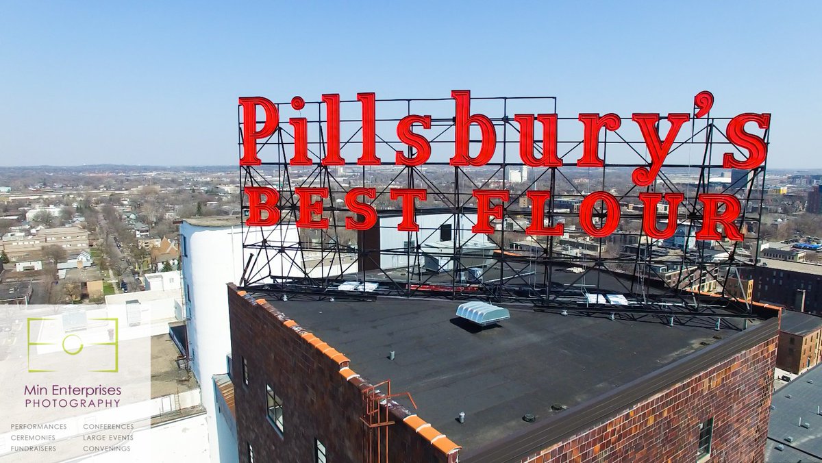 minenterprises's tweet photo. Pillsbury sign re-lit Nov 2015 with new A-Mill Artist Lofts #MPLSpreservation Photo by Resident @AnnaMin 2016 https://t.co/q28I1OKblf