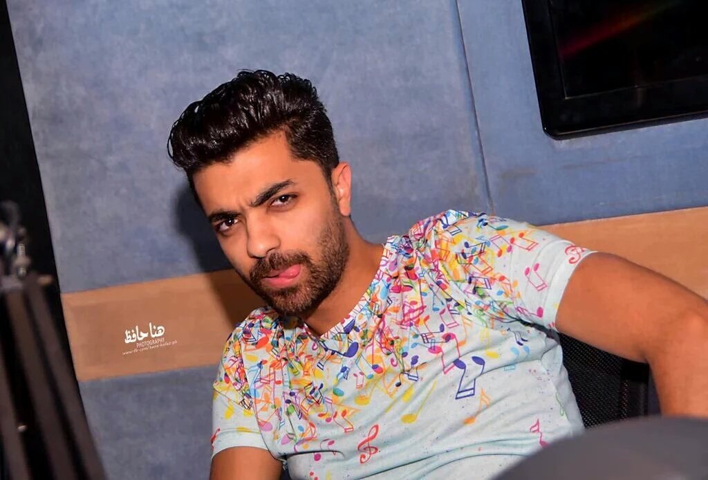 fanzyteam's tweet photo. كل سنه والنجم #محمد_عباس بخير ودايما من نجاح لنجاح
#فانزي
#HBDPrinceMohamedAbbas
@MohamedAbbaass
#mohammadabbas https://t.co/fxbu5QCN8I