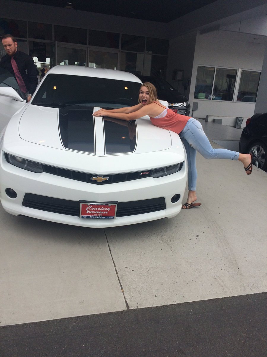 kendra_agrey's tweet image. Being 16 has it perks😇