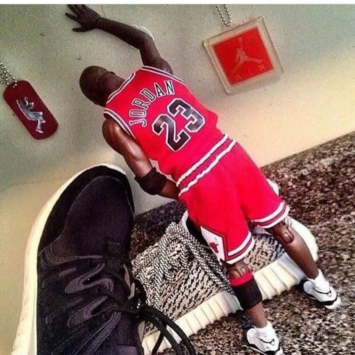 TheDammvp's tweet photo. https://t.co/y5lSpzQgKc
