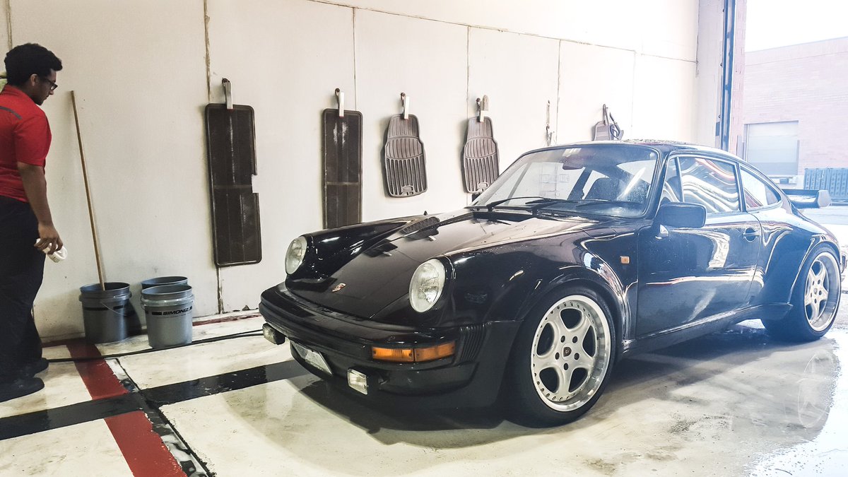 finestprecision's tweet photo. #porsche classic in for a basic https://t.co/BPb5Y1Wxcy