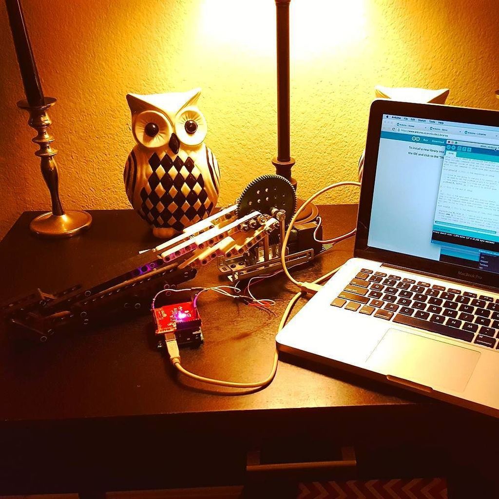 insta_arduino's tweet image. ift.tt/1r2uJxM - Roboting on a Tuesday. #arduino #arduinouno #sparkfun #robot #t… ift.tt/1Ug5rUb