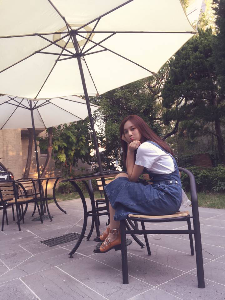 FeiFanclub's tweet photo. 160601 @missA_fei Weibo updated.👉Happy Children's Day🐰🐰🐰🐰(😜 os: I'm a Child,too!) #Fei https://t.co/jeuoPxyzoz