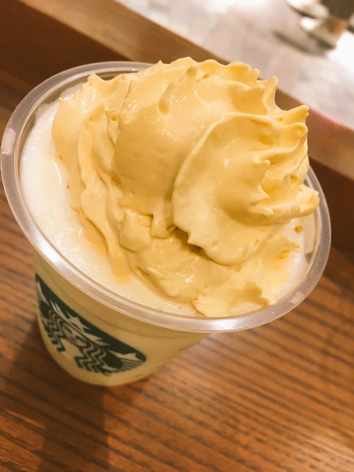 スタバ 6 1発売 ベイクドチーズケーキフラペチーノ のおすすめカスタマイズ Collect コレクト