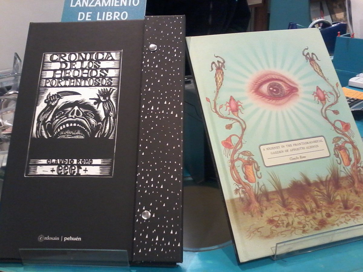 CAReyesG's tweet photo. Así se vivió hoy el lanzamiento de Claudio Romo en @PLOPGaleria @LibrosErdosain @pehueneditores https://t.co/dZ0DxgfItC