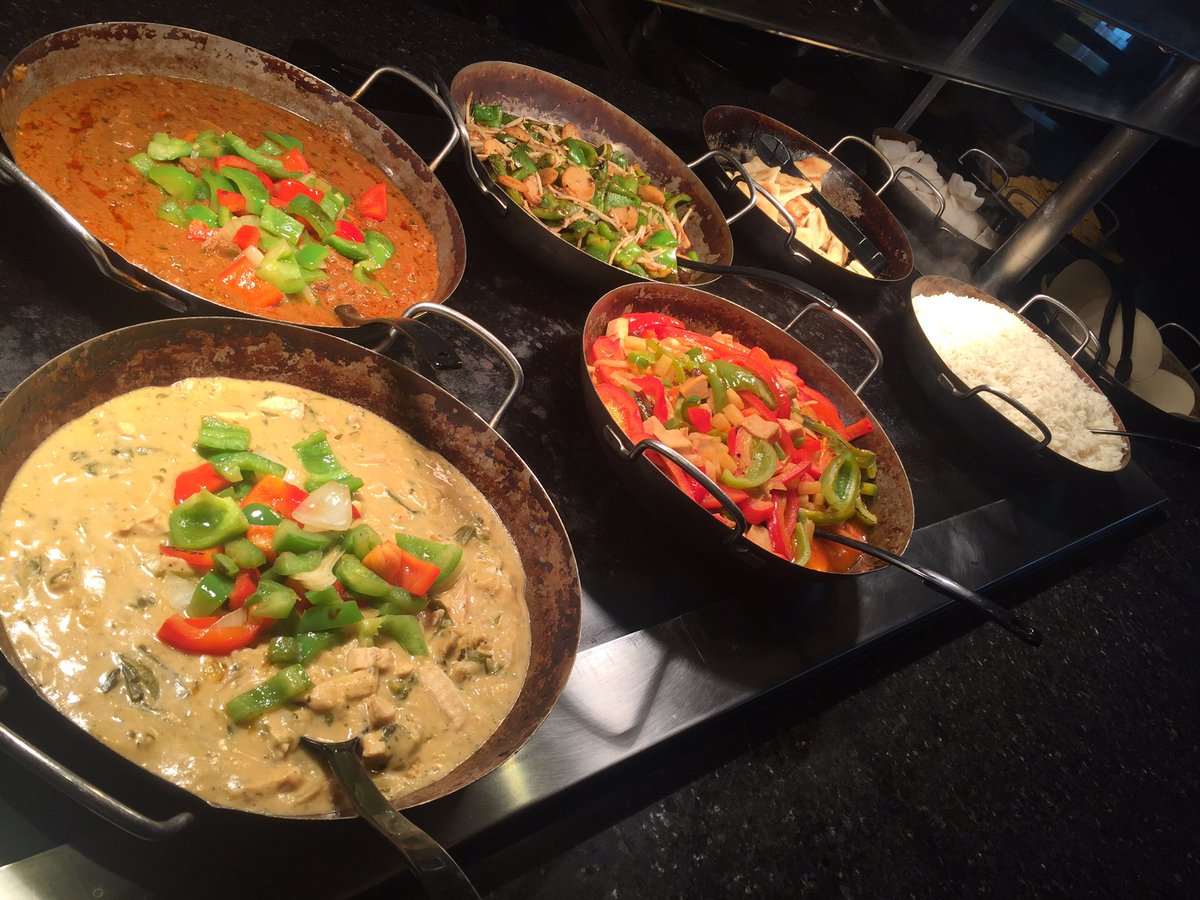 chris lloyd tweet media