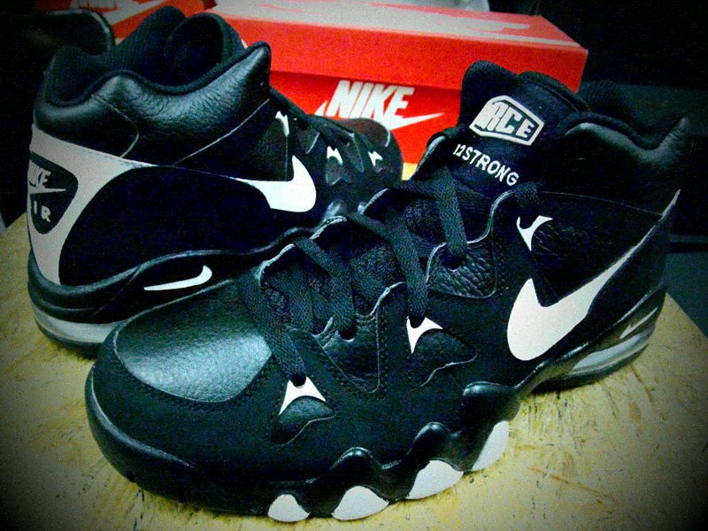 nike air 2 strong mid