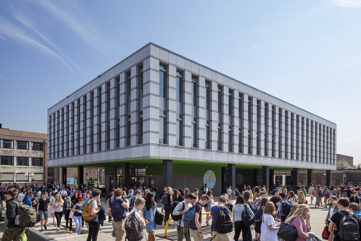 ScholenvMorgen's tweet image. Nieuwe knappe foto's van Atheneum van het GO! #SintTruiden: flickr.com/photos/scholen… 
@GO_onderwijs @rohmer_rohmer