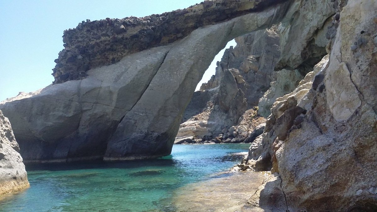 TraveltoMilos's tweet photo. Gerontas, #Milos
https://t.co/ttNtOt9DQO

#TraveltoMilos #Gerontas #Cyclades #beaches #Greece https://t.co/UliuyOP0cz