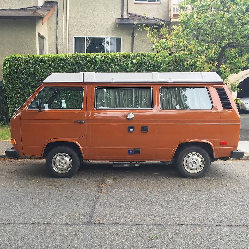 Urban camping suspect no.1
#avangon #vanagonlife #vanagon #westfalia #westy #roadtrip #vanlife #campervan #vanlove …