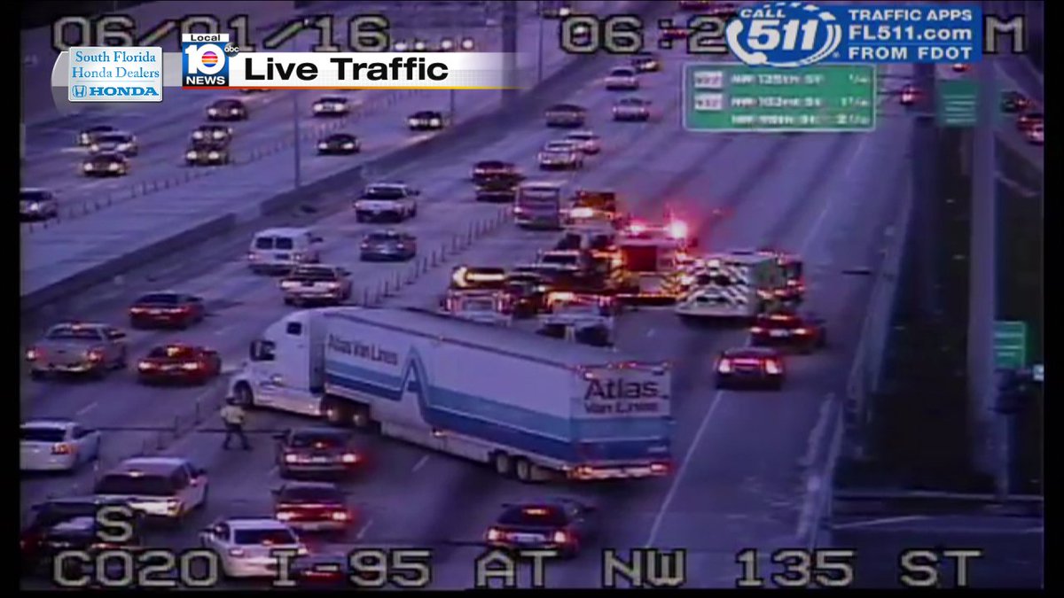 Crash on I-95 SB and NW 135th St #TRAFFIC #MIAMI https://t.co/DIZQCUN8fp
