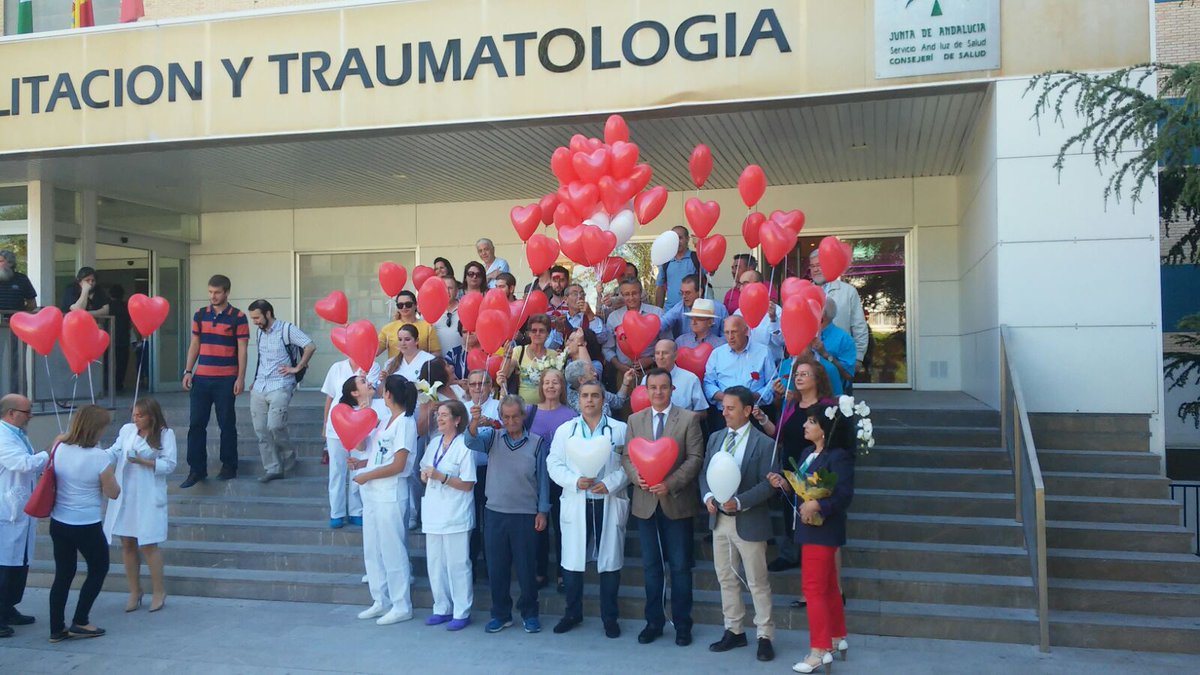 JuntaGranada's tweet photo. Celebramos el #DiaDelDonante con la Asociación Alcer y en los hospitales de #Granada #solidaridad #GranadaSalud https://t.co/tcDRA6Px1U